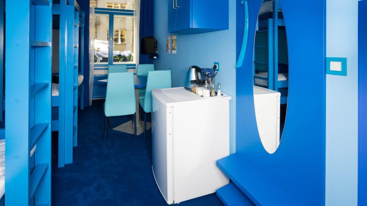 Colours - Your 7 Colour Experience In Centre Of Praga